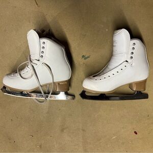 Jackson Evo Mark IV skates